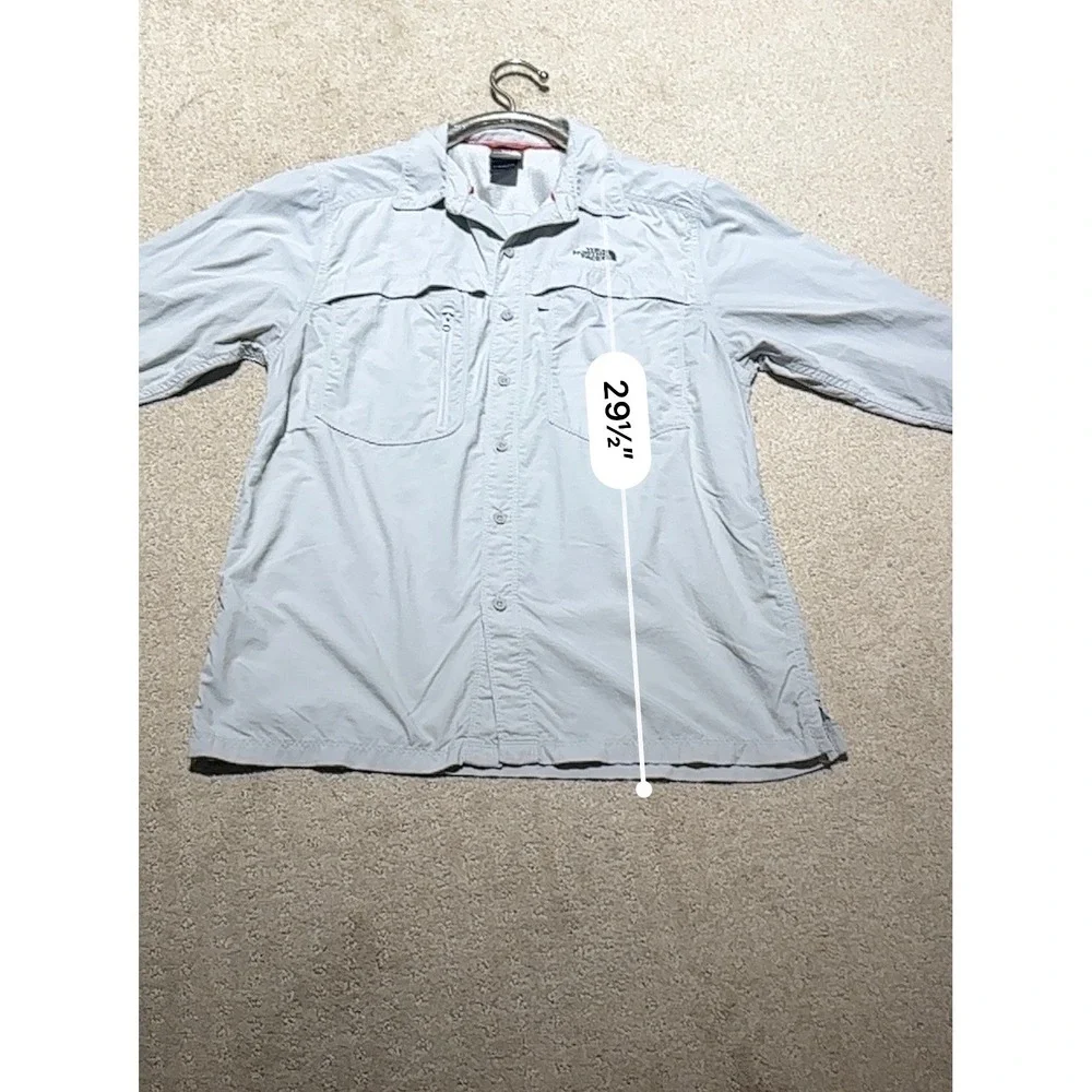 The North Face Mens M Gray Long Sleeve Hiking Shirt Nylon Ventilated Button Up